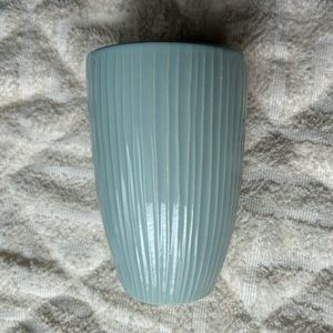 Pretty pastel vase!! (Great for decor and flowers) |FRAGILE
